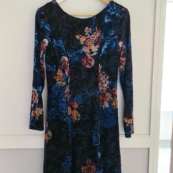 Monsoon Dresses & Skirts - Monsoon Velvet Floral Dress